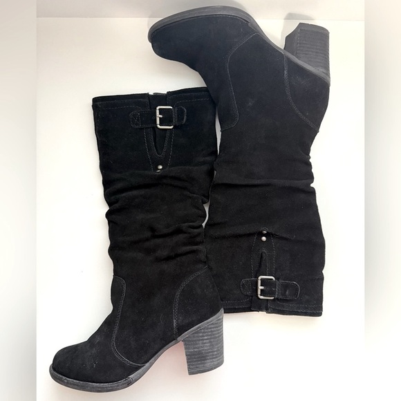 Women Black Suede Boots - Picture 9 of 13
